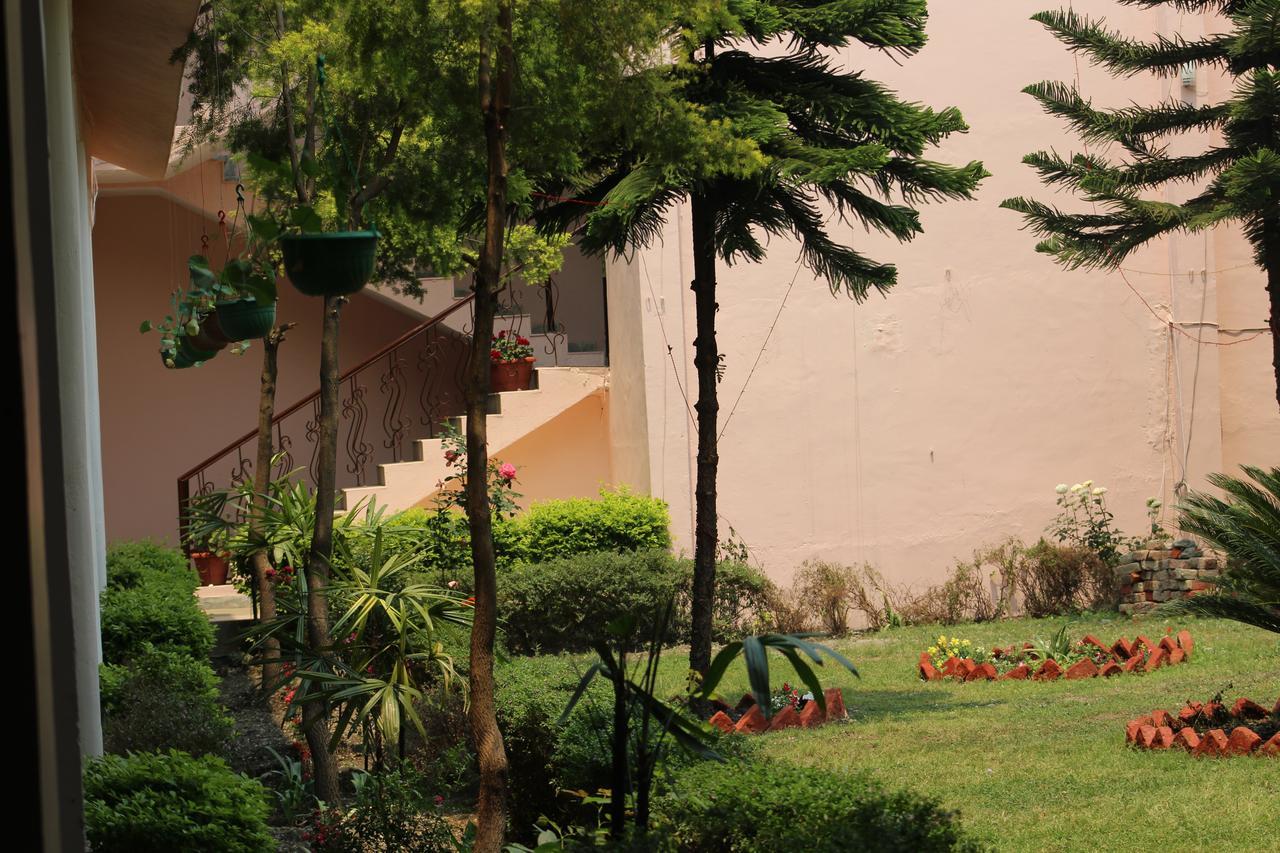 Greenwood Hotel บีมตาล ภายนอก รูปภาพ